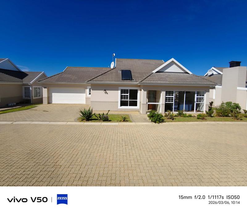 2 Bedroom Property for Sale in Heiderand Western Cape